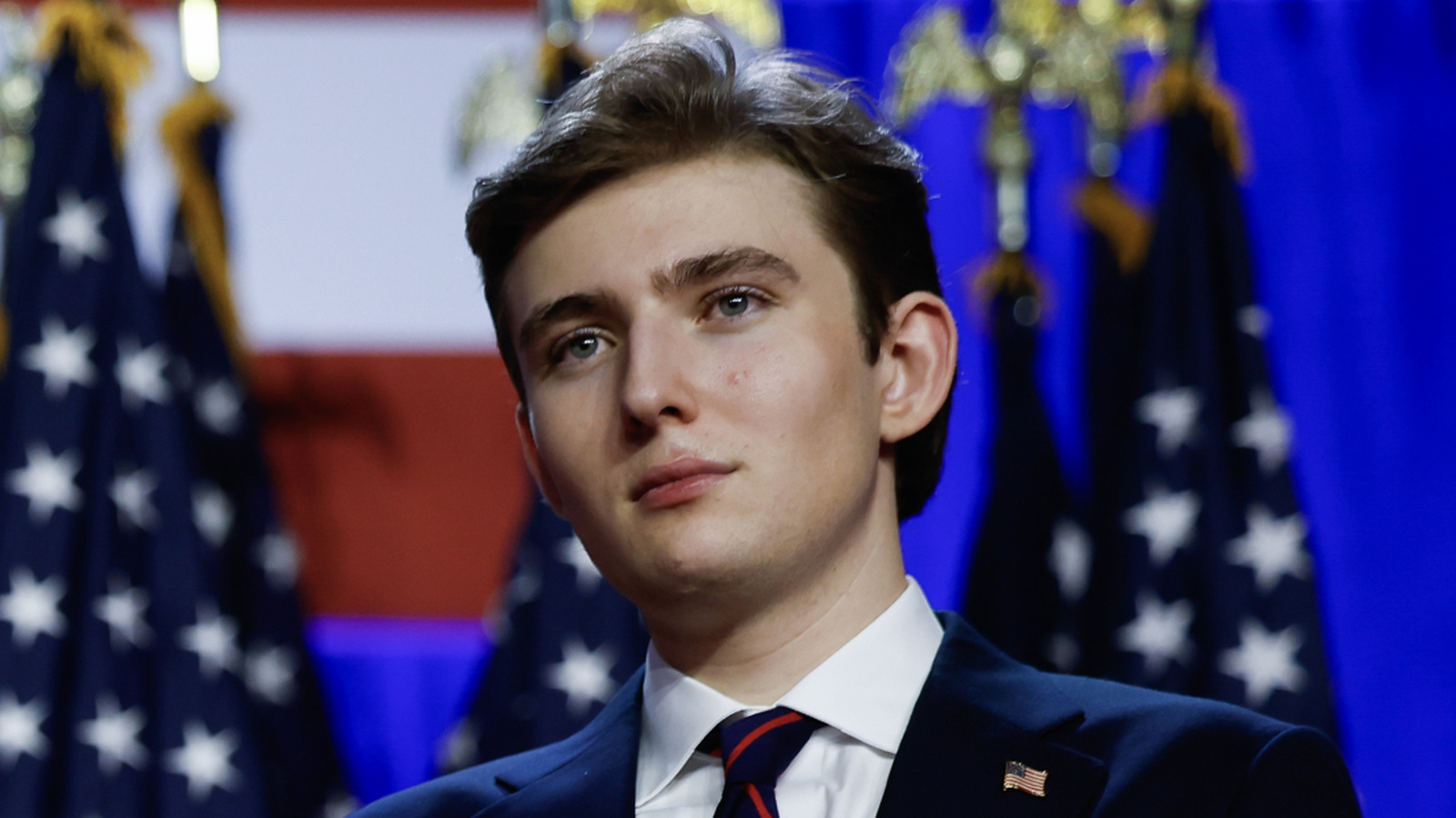カイ・トランプの選挙夜のビデオブログがバロンの孤独な姿を描く