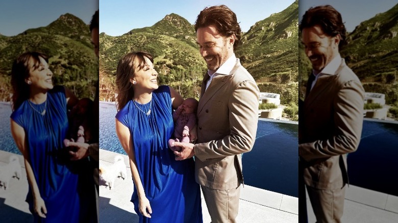 Kaley Cuoco and Tom Pelphrey with their daughter