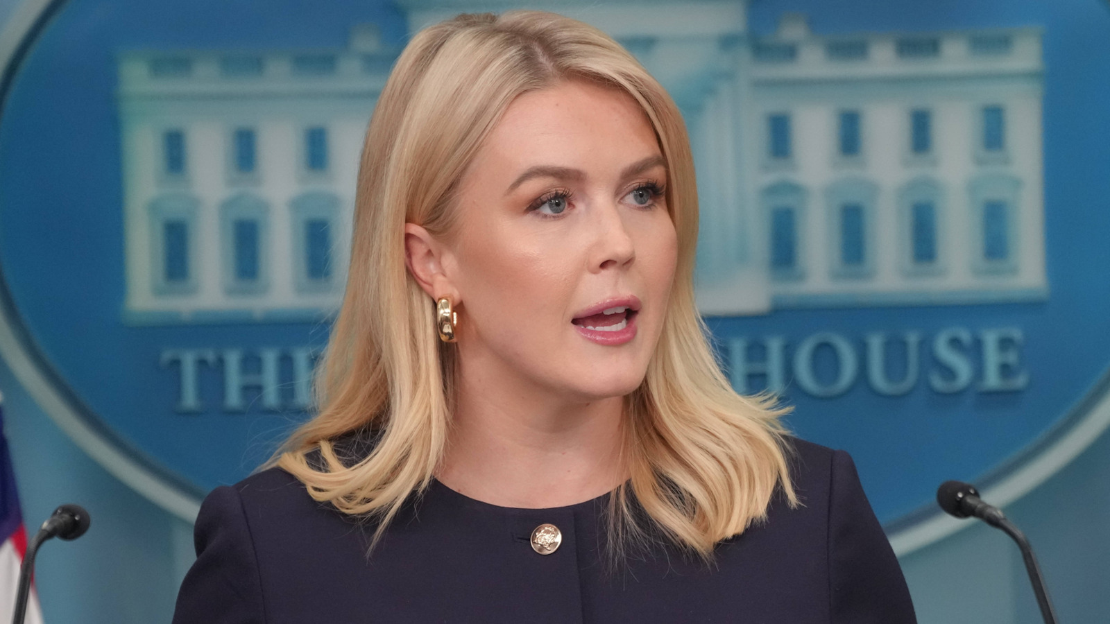 <a href="https://www.thelist.com/1896859/who-does-karoline-leavitt-makeup/" target="_blank">Karoline Leavitt Revealed Who Does Her Horrible Makeup (& It’s Not The Flex She Thinks It Is)</a>