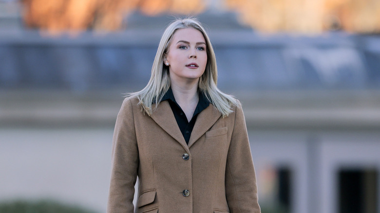 Karoline Leavitt meeting with reporters outside the White House