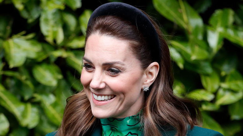 Kate Middleton black headband