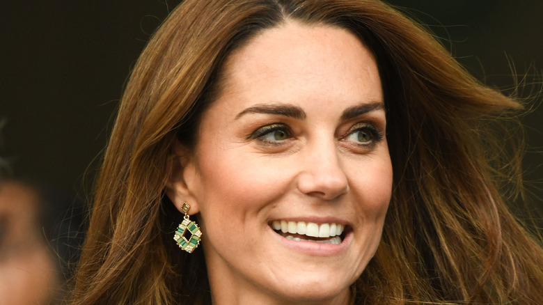 Kate Middleton emerald earrings