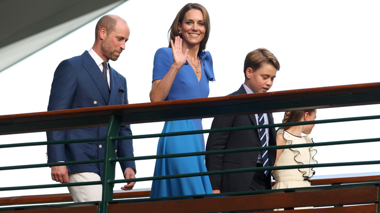 Kate Middleton, Prince William and their children arrive at Wimbledon