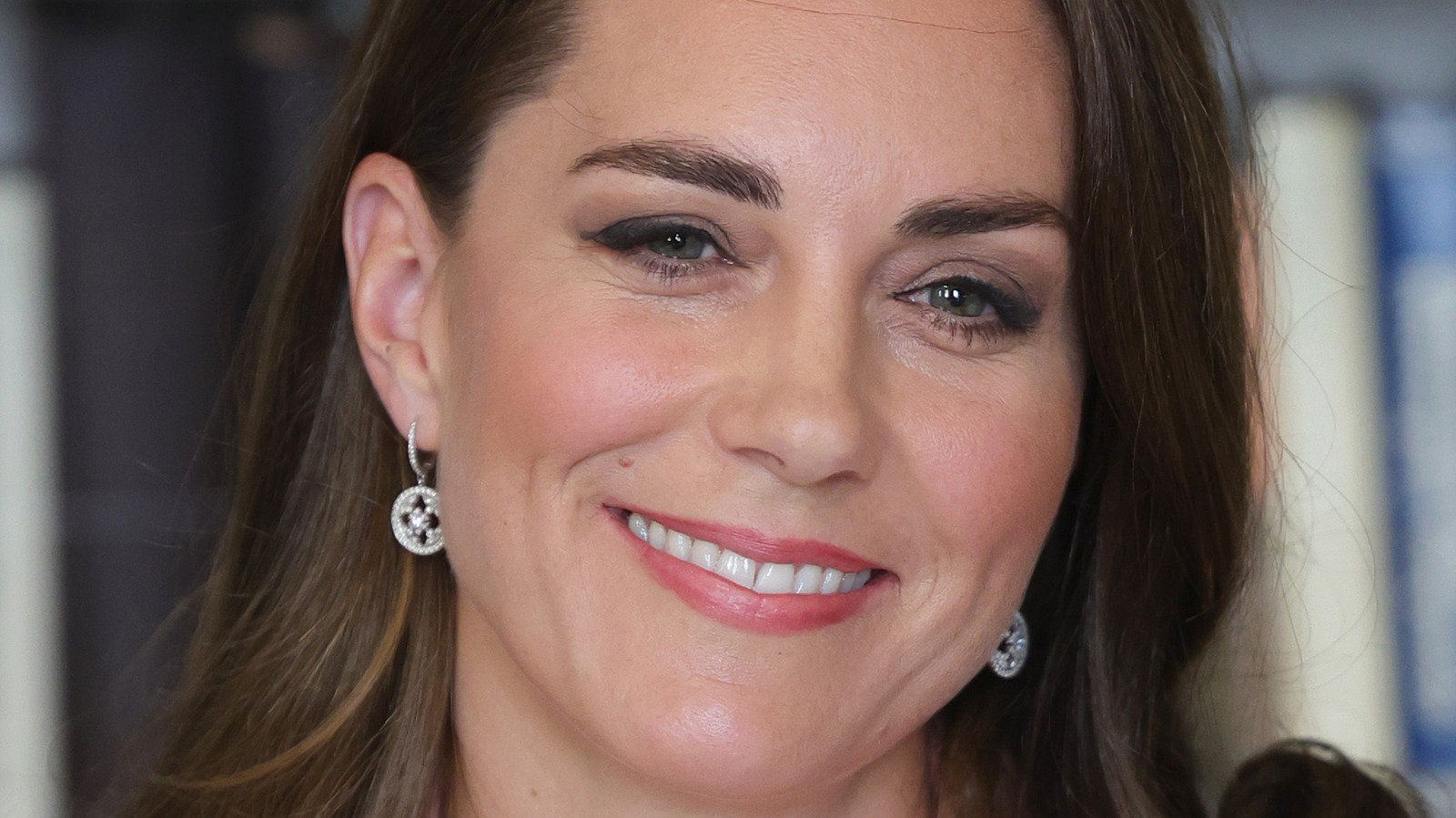 Kate Middleton Steals The Show In A Professional Pink Ensemble During