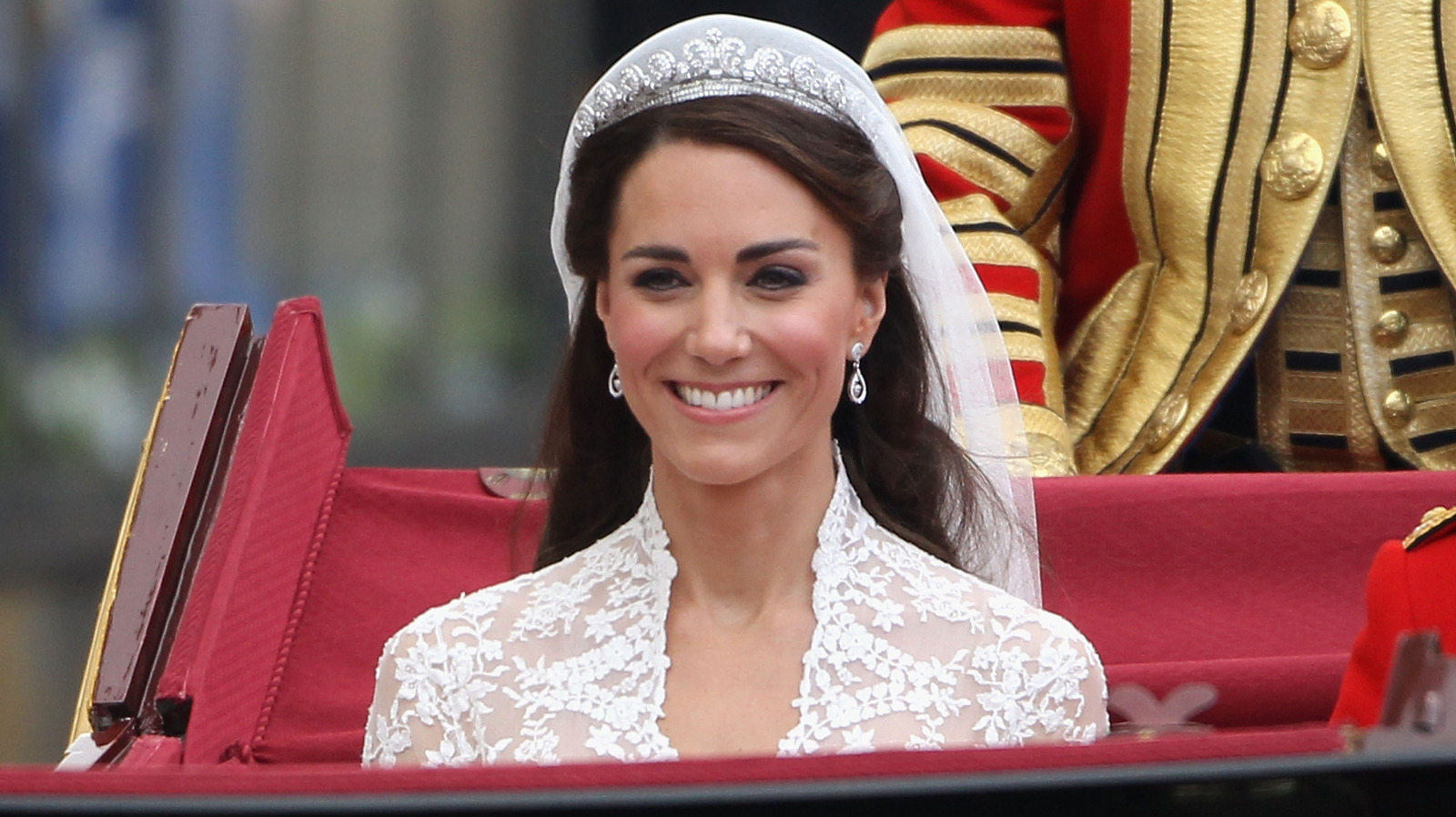 ケイト・ミドルトンの結婚式の日の美しさの決定は、彼女の珍しいルールの壊れた瞬間の1つです