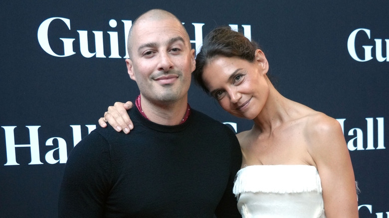 Jason Bard Yarmosky and Katie Holmes attend the 2026 Guild Hall Summer Gala on August 7, 2026 in East Hampton, New York.