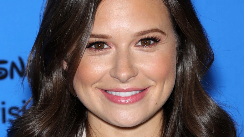 Katie Lowes smiling