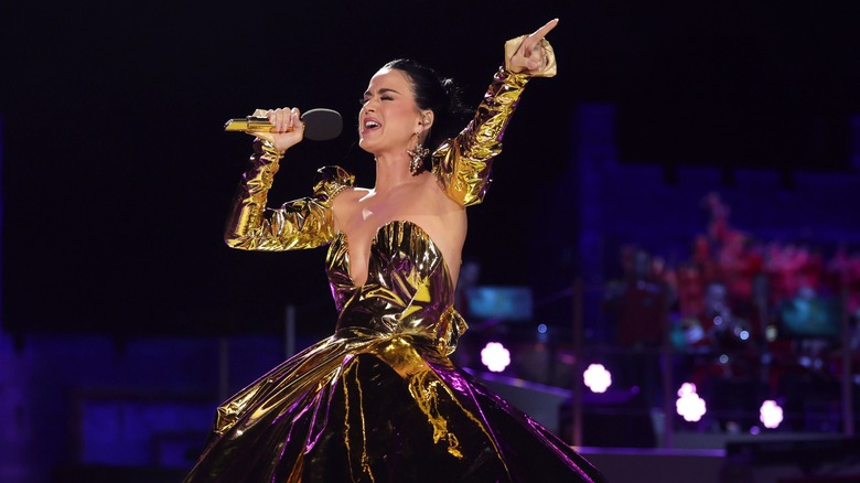 Katy Perry new song called Roar - Irish Mirror Online