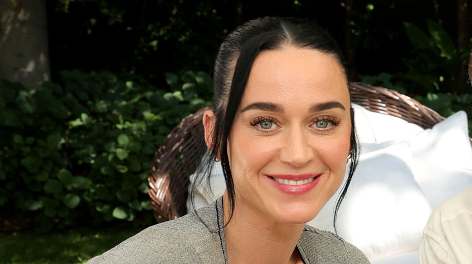 Katy Perry & Justin Trudeau Lay The Cringe On Thick With Coachella Pics That Scream 'Trying Too Hard'