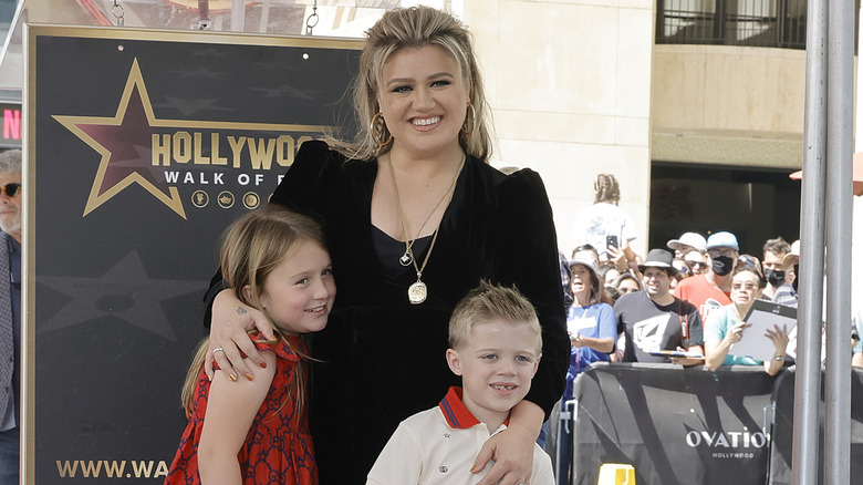 Kelly Clarkson with River and Remington Hollywood Walk of Fame