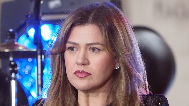 Kelly Clarkson looking serious