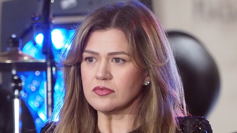 Kelly Clarkson performs on the "Today" show at Rockefeller Plaza in New York City (2025)