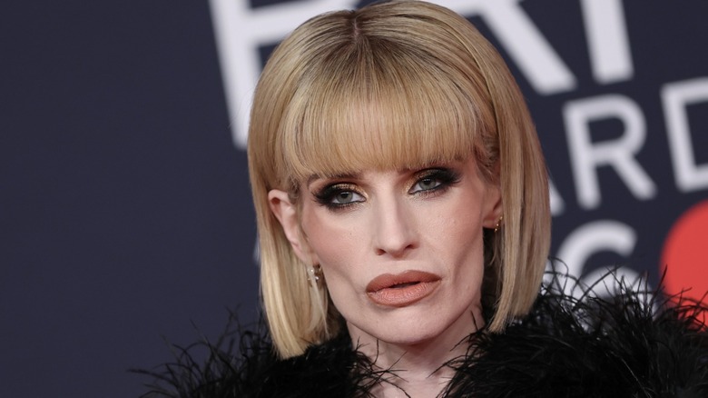 Kelly Osbourne's Rumored 'Ozempic Face' Reportedly Has Alarm Bells Ringing Among Friends