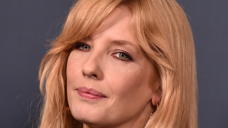 Kelly Reilly poses on the red carpet