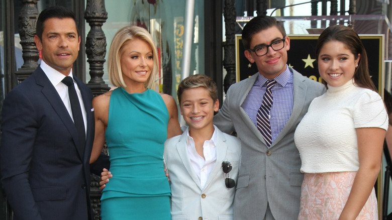 Kelly Ripa with her family