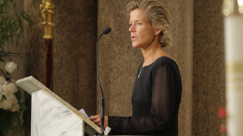Kara Kennedy Allen speaking at a funeral