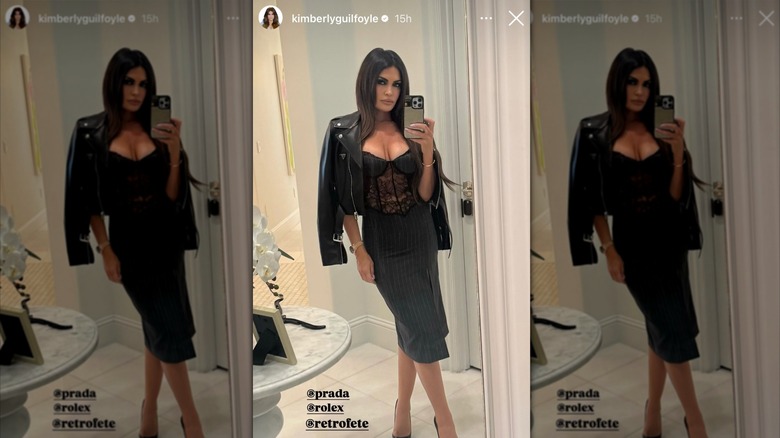 Kimberly Guilfoyle rocks a lace corset in a mirror selfie