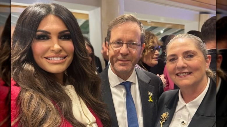 Kimberly Guilfoyle posing with others