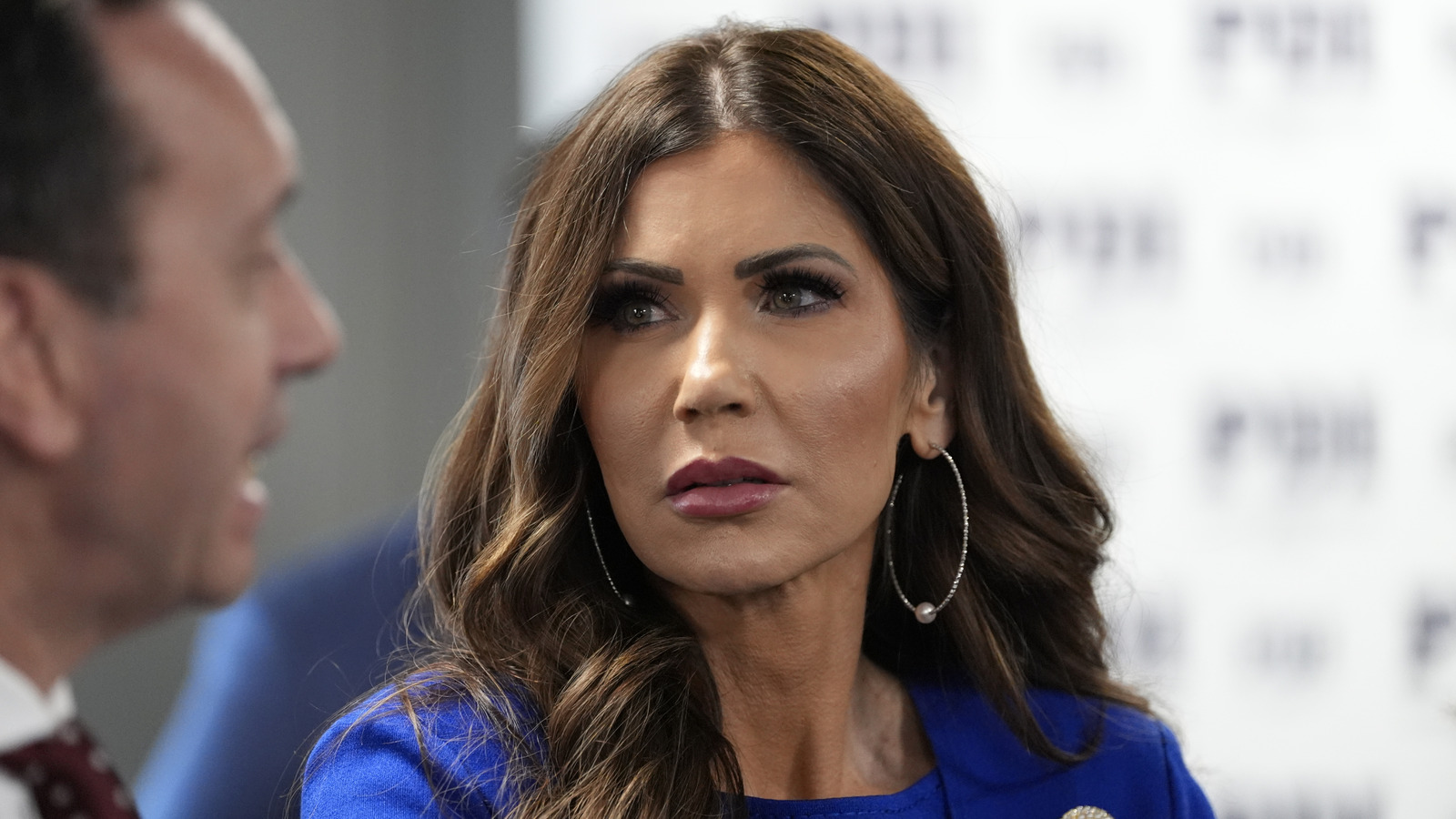 <a href="https://www.thelist.com/1946128/kristi-noem-husband-bryon-pulls-off-cowboy-aging-like-fine-wine/" target="_blank">Kristi Noem’s Husband Pulls Off Cowboy Cosplay Better Than Her (& Is Aging Like Fine Wine)</a>