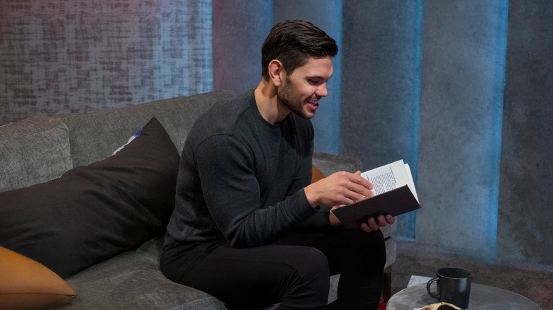Kyle Abrams in the Love Is Blind pods