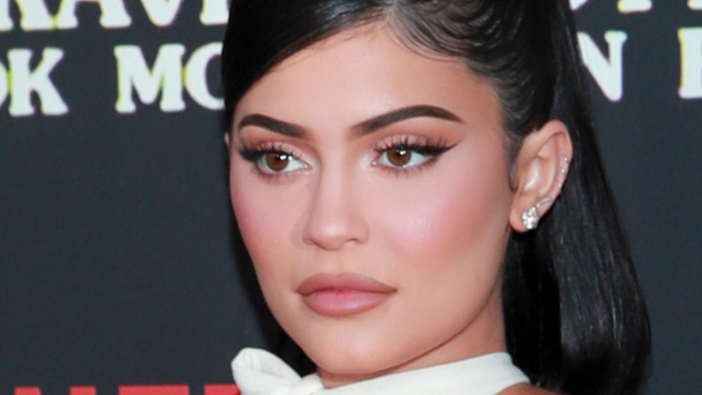 Kylie Jenner at event close up