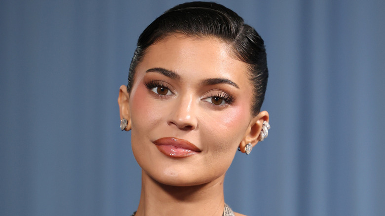 Kylie Jenner 'Ozempic Hands' Accusations Is Social Media Jumping To Conclusions, Expert Says