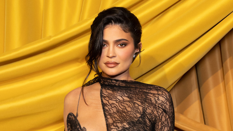Kylie Jenner in off-shoulder lace dress