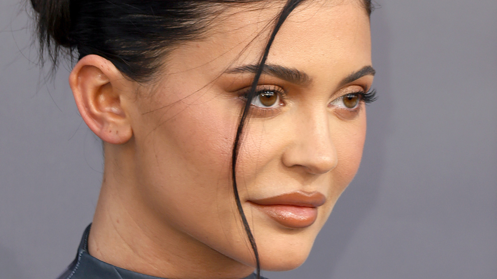 Kylie Jenner&rsquo;s Photo ID Has Fans In A Tizzy