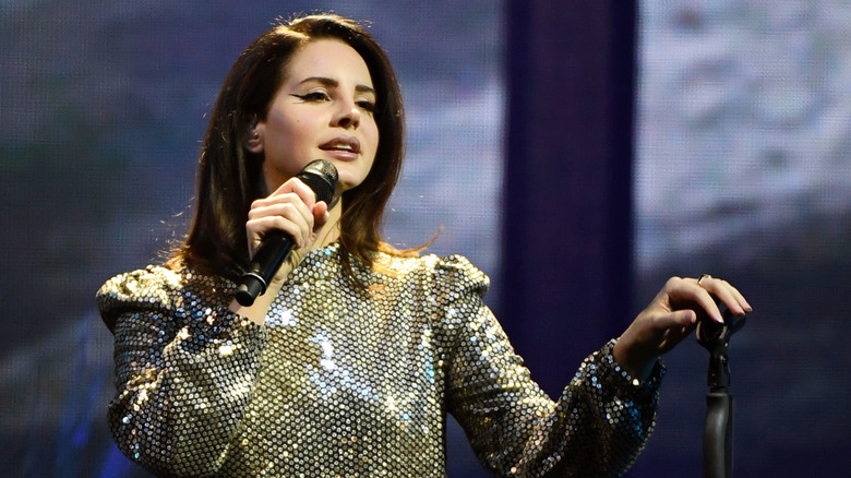 Lana Del Rey performing