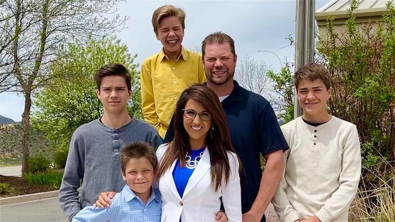 Lauren and Jayson Boebert pose with four sons 