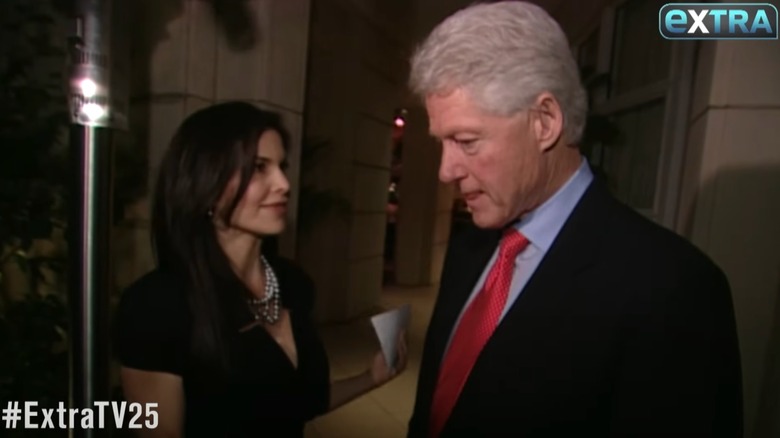 Lauren Sánchez Bezos interview Bill Clinton for "Extra"