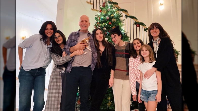 Emma Heming-Willis, Demi Moore, Bruce Willis, and their daughters smile together