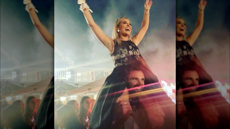 Lindsay Hubbard dancing on Carl Radke's shoulders 