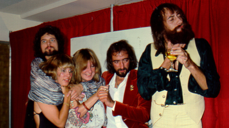 Fleetwood Mac (L-R Stevie Nicks, Lindsey Buckingham, Christine McVie, John McVie and Mick Fleetwood) backstage at the Los Angeles Rock Awards, 1977