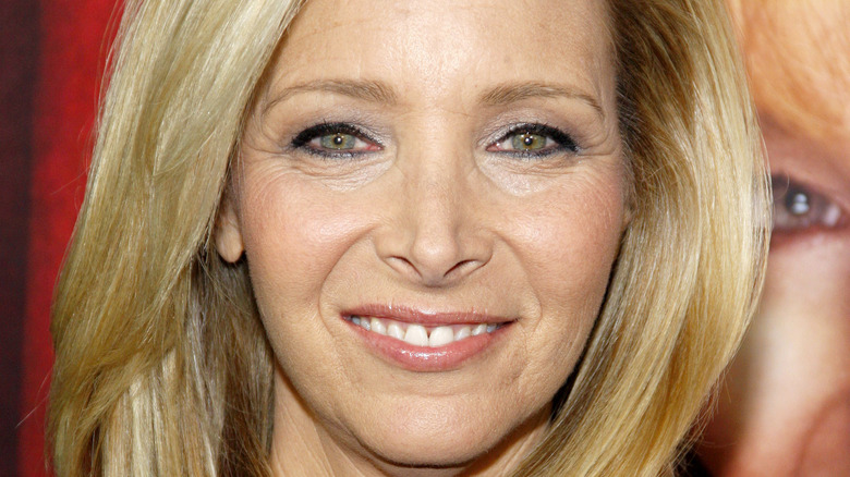 Lisa Kudrow at an event.