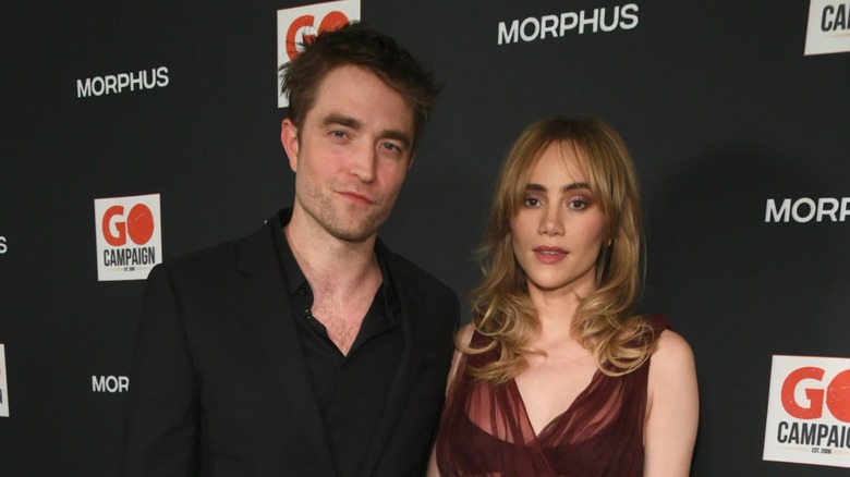 Robert Pattinson Suki Waterhouse smiling