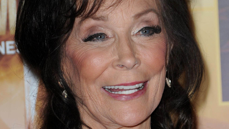 Loretta Lynn smiling 