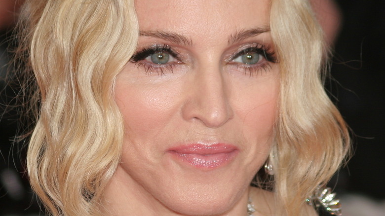 Madonna, red carpet