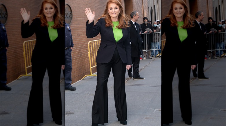 Sarah Ferguson walking down the streets of New York