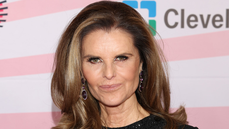 Maria Shriver look serioius drop earrings