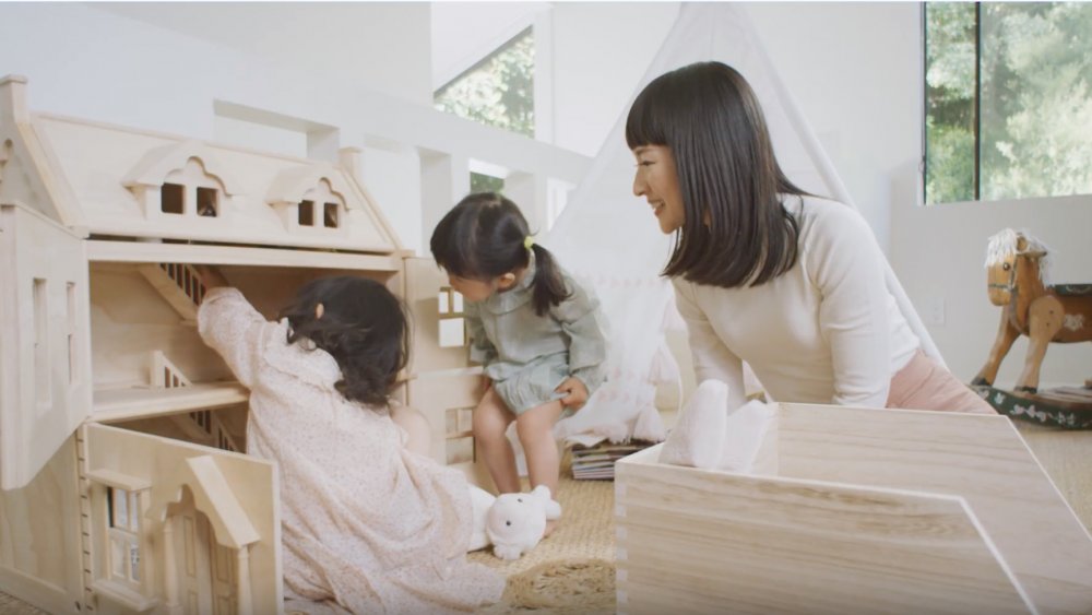 Kondo and her daughters