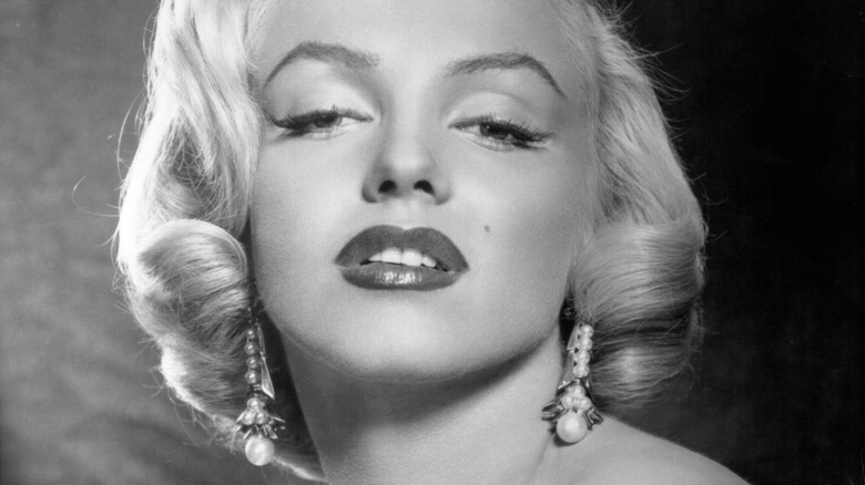 Black-and-white photo of Marilyn Monroe