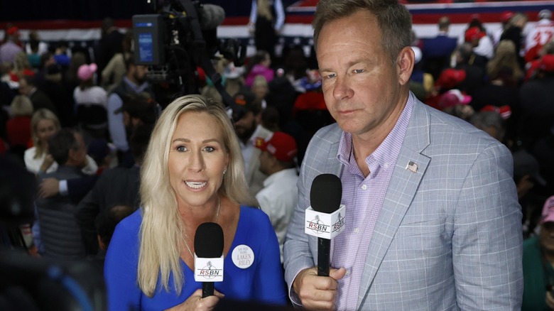 Marjorie Taylor Greene and Brian Glenn during a rally for Donald Trump in Rome, GA (2024)