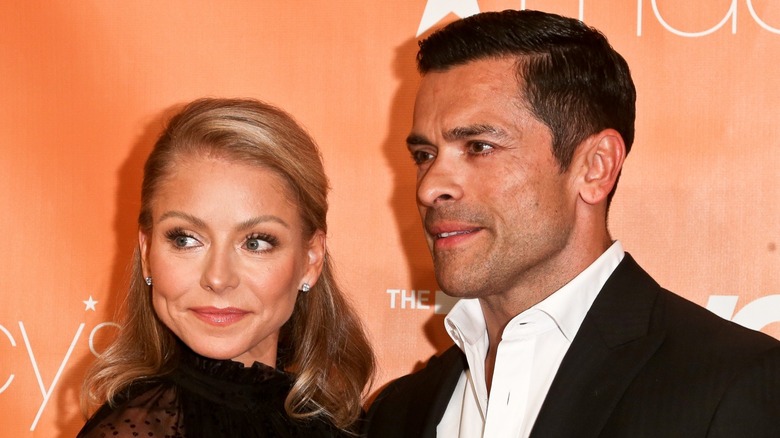 Kelly Ripa and Mark Consuelos on the red carpet