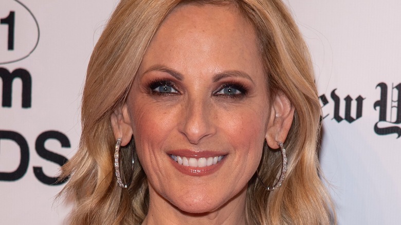 Marlee Matlin on the red carpet