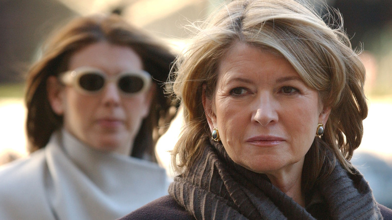 Martha Stewart (R) arrives with her daughter Alexis at federal court February 18, 2004 in New York CIty.