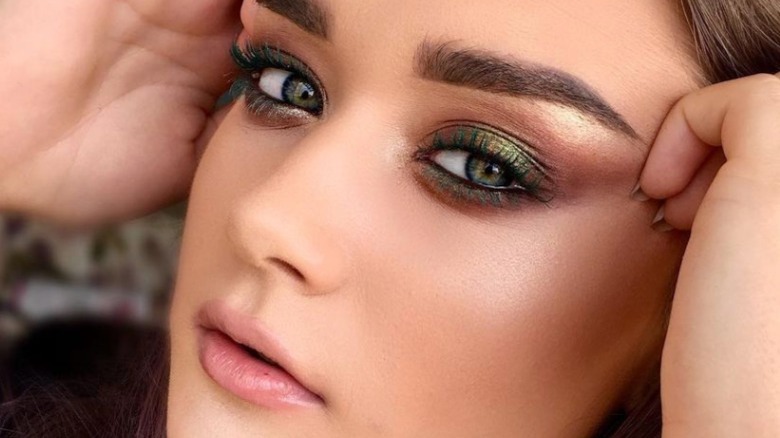 Mascara Colors That Green Eyes Pop