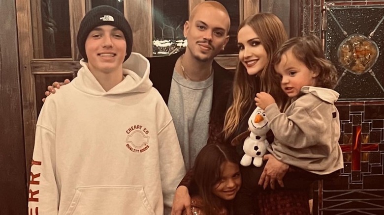 Ashlee Simpson Ross and Evan Ross with their children