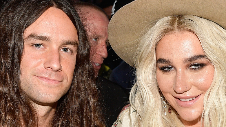  Brad Ashenfelter sits with Kesha