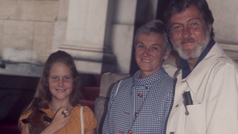 Young Carrie Beth Van Dyke with mom and dad